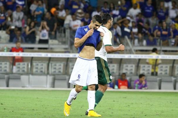 Fotos do jogo entre Cruzeiro e Palmeiras, no Mineiro, pela 30 rodada do Campeonato Brasileiro