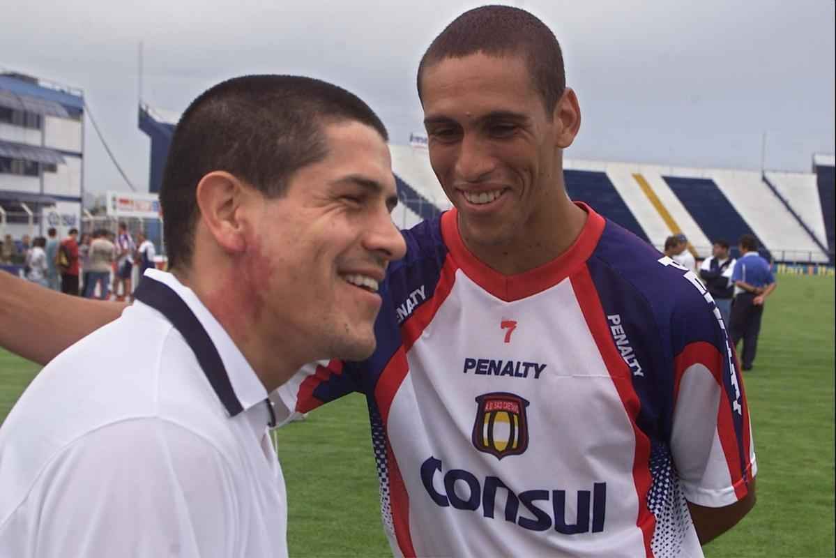 Morte do zagueiro Serginho por parada cardiorrespiratria completa 10 anos. Veja imagens