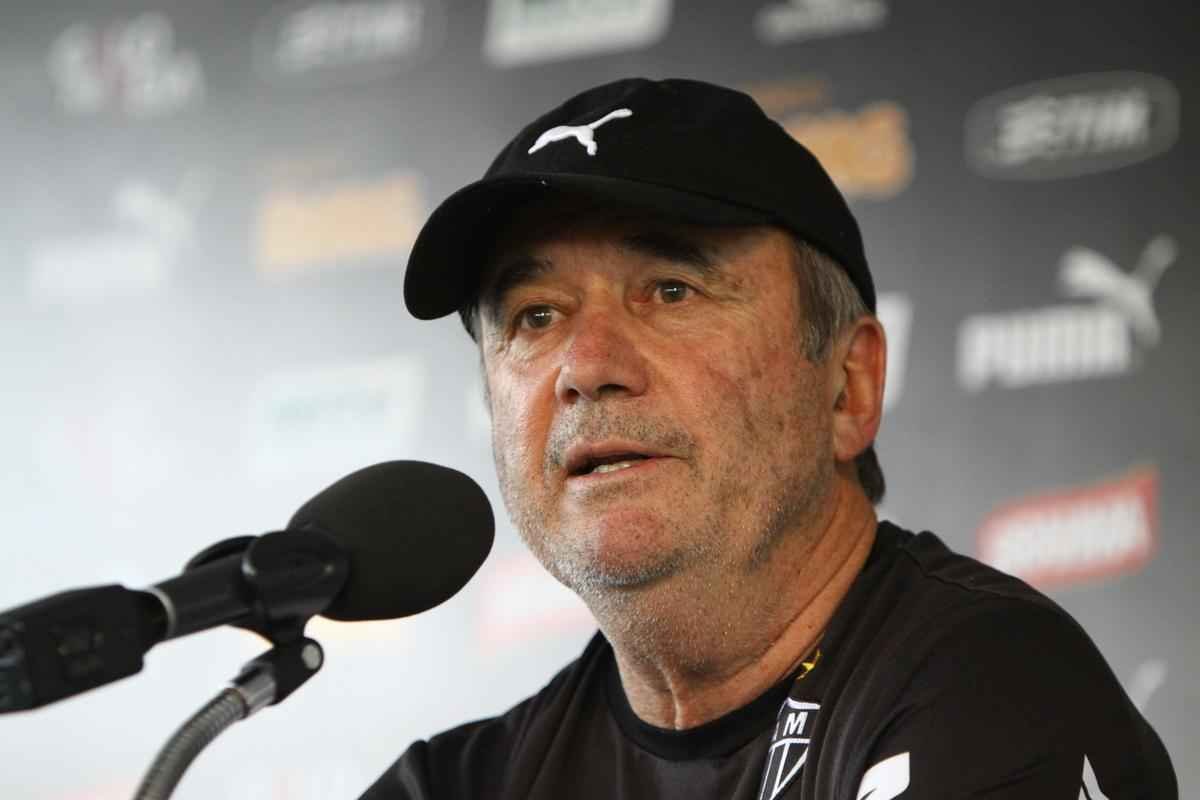 7) Levir Culpi - R$ 300 mil