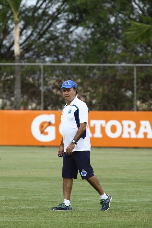 Treino desta segunda-feira na Toca da Raposa II. Jogadores do Cruzeiro se prepararam para enfrentar o Santos, na quarta-feira, no Mineiro, no jogo de ida das quartas de final da Copa do Brasil