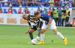 Cruzeiro recebeu o Botafogo no Mineir�o de olho em manuten��o da vantagem no Brasileiro