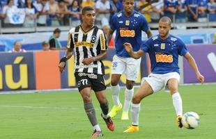 Cruzeiro recebeu o Botafogo no Mineir�o de olho em manuten��o da vantagem no Brasileiro