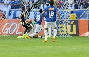 Cruzeiro recebeu o Botafogo no Mineir�o de olho em manuten��o da vantagem no Brasileiro