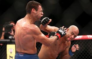 Relembre, em fotos, como o mineiro Warlley Alves conquistou o ttulo dos mdios do TUF Brasil 3, com a vitria por finalizao sobre Mrcio Lyoto no terceiro round do TUF Brasil 3 finale, em So Paulo