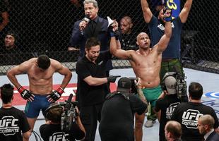 Relembre, em fotos, como o mineiro Warlley Alves conquistou o ttulo dos mdios do TUF Brasil 3, com a vitria por finalizao sobre Mrcio Lyoto no terceiro round do TUF Brasil 3 finale, em So Paulo