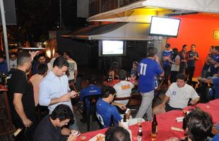 Torcedores do Cruzeiro assistiram ao primeiro jogo da final em bares na Savassi