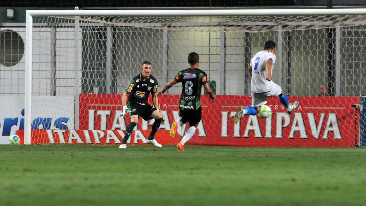 Fotos do jogo entre Amrica e Ava, no Independncia, pela 35 rodada da Srie B do Brasileiro