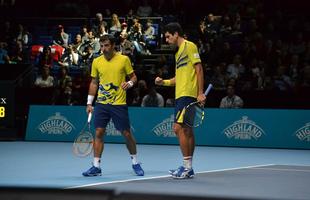 Vitória dos irmãos norte-americanos Bob and Mike Bryan na decisão de duplas do ATP Finals sobre o mineiro Marcelo Melo e o croata Dodig