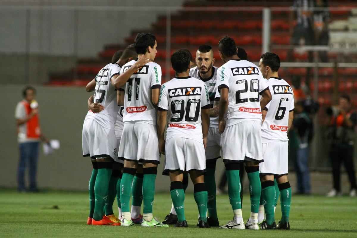 Fotos do jogo entre Atltico e Figueirense, no Independncia, pela 34 rodada do Campeonato Brasileiro