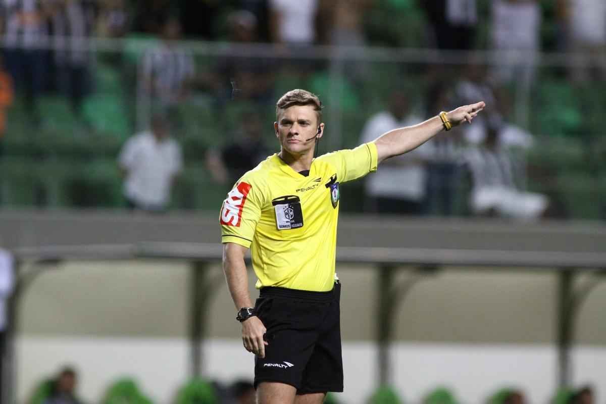 Fotos do jogo entre Atltico e Figueirense, no Independncia, pela 34 rodada do Campeonato Brasileiro