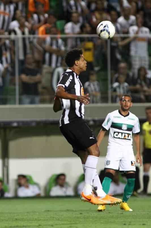Fotos do jogo entre Atltico e Figueirense, no Independncia, pela 34 rodada do Campeonato Brasileiro