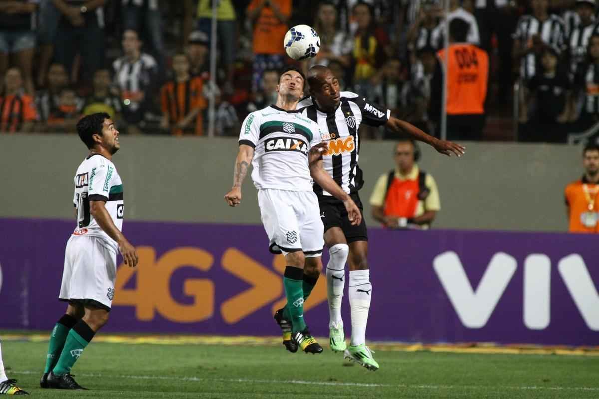 Fotos do jogo entre Atltico e Figueirense, no Independncia, pela 34 rodada do Campeonato Brasileiro