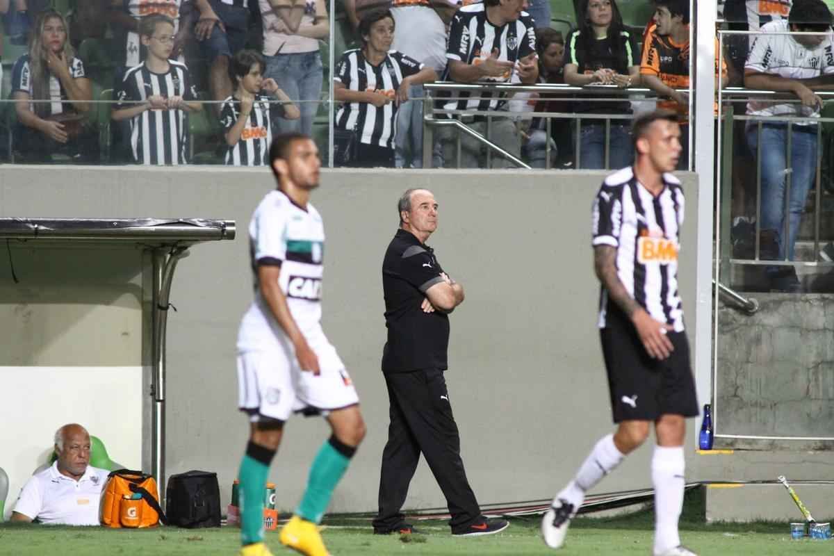 Fotos do jogo entre Atltico e Figueirense, no Independncia, pela 34 rodada do Campeonato Brasileiro