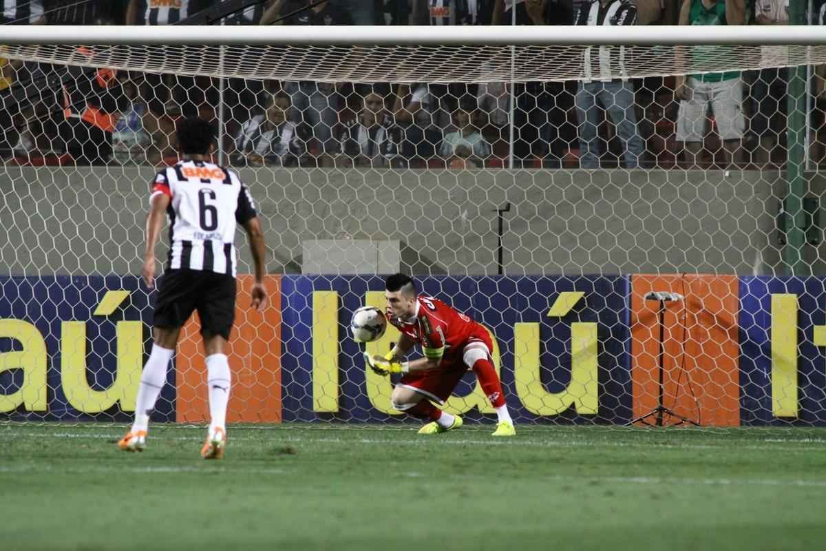 Fotos do jogo entre Atltico e Figueirense, no Independncia, pela 34 rodada do Campeonato Brasileiro