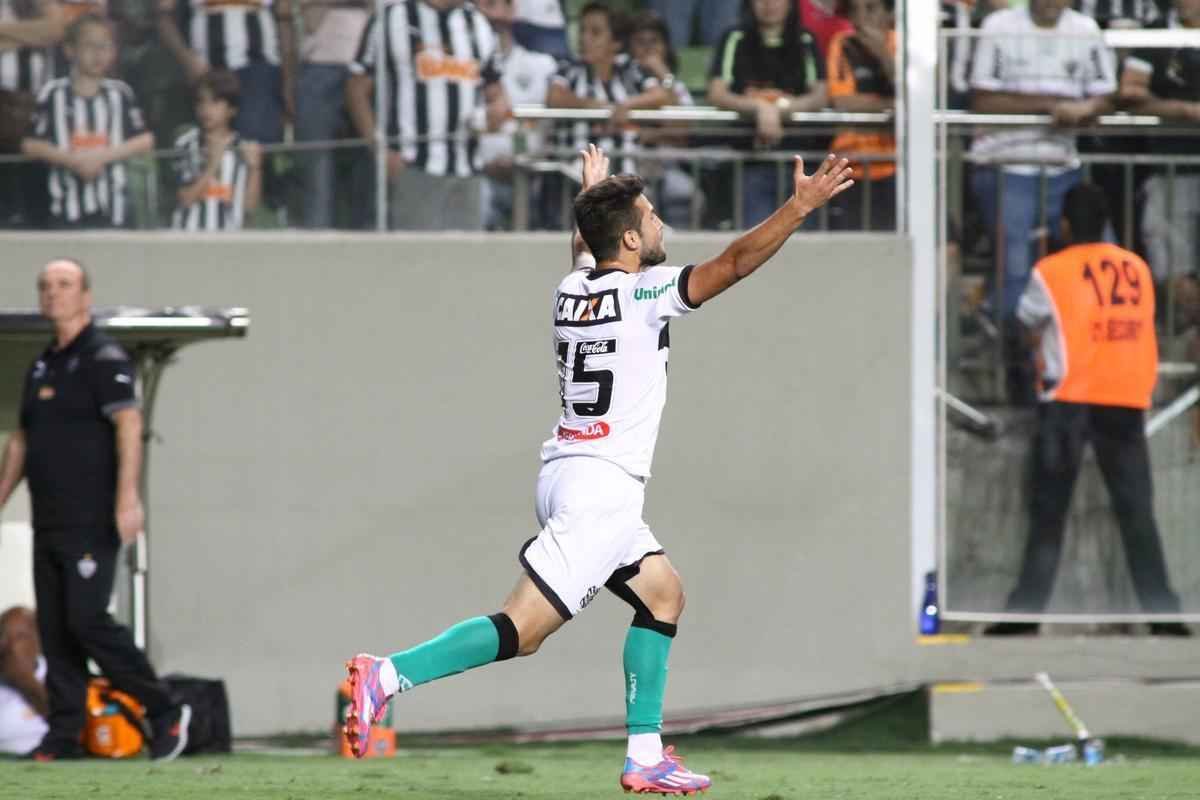 Fotos do jogo entre Atltico e Figueirense, no Independncia, pela 34 rodada do Campeonato Brasileiro