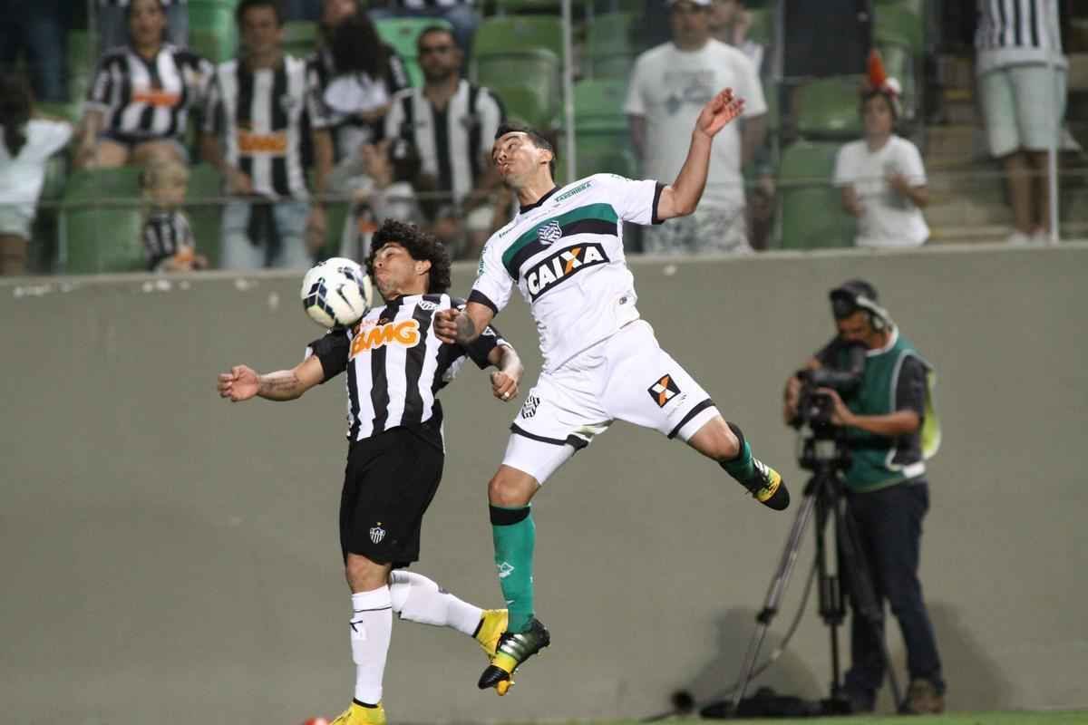 Fotos do jogo entre Atltico e Figueirense, no Independncia, pela 34 rodada do Campeonato Brasileiro