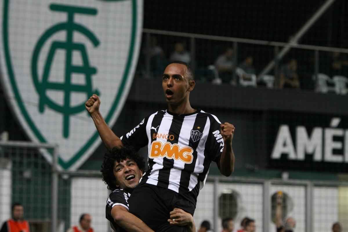 Fotos do jogo entre Atltico e Figueirense, no Independncia, pela 34 rodada do Campeonato Brasileiro