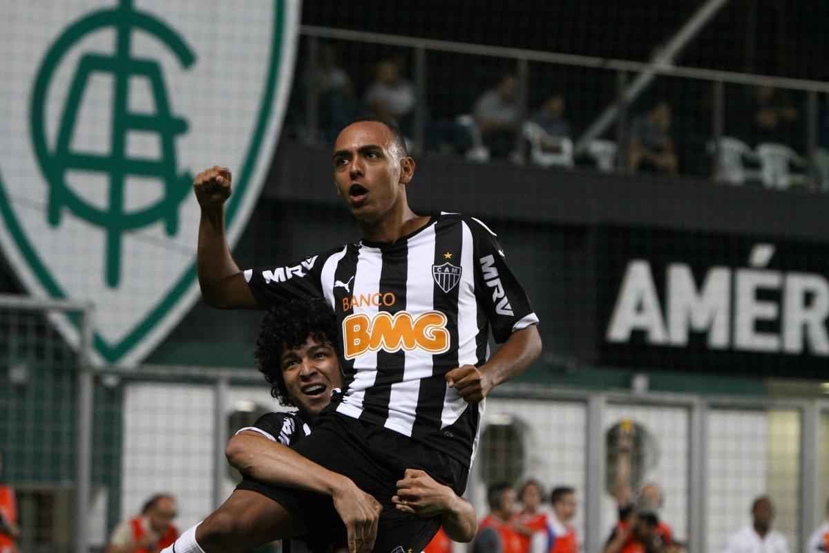 Fotos do jogo entre Atltico e Figueirense, no Independncia, pela 34 rodada do Campeonato Brasileiro