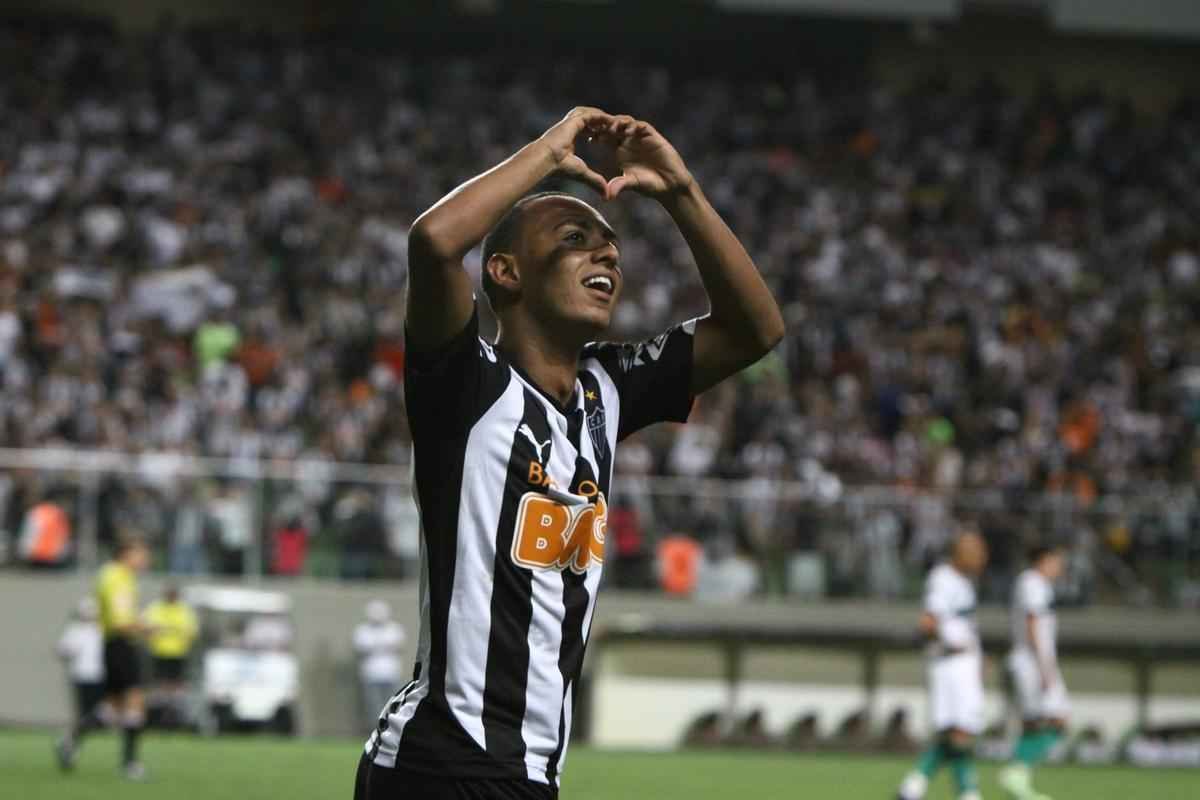 Fotos do jogo entre Atltico e Figueirense, no Independncia, pela 34 rodada do Campeonato Brasileiro