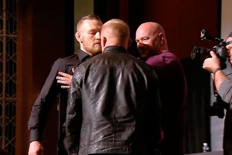 Encaradas do UFC the Time is Now, coletiva em Las Vegas -  Conor McGregor x Dennis Siver