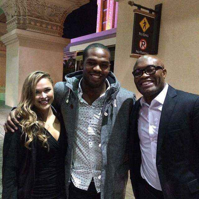 Encaradas do UFC the Time is Now, coletiva em Las Vegas - Ronda Rousey, Jon Jones e Anderson Silva