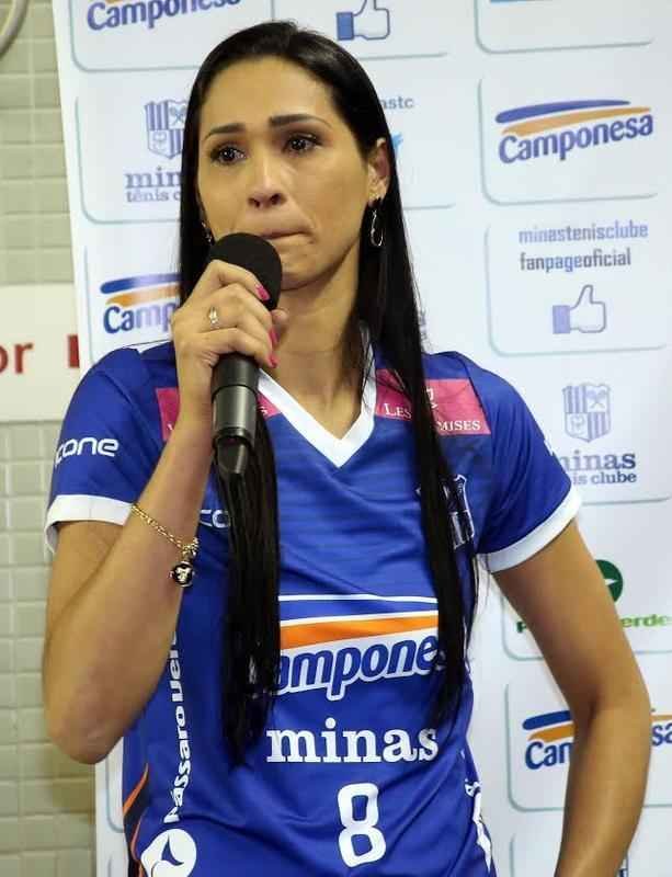 Apresentao da ponteira Jaqueline ao Minas Tnis Clube