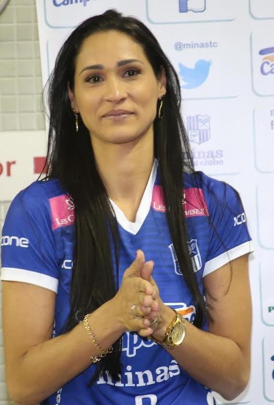 Apresentao da ponteira Jaqueline ao Minas Tnis Clube