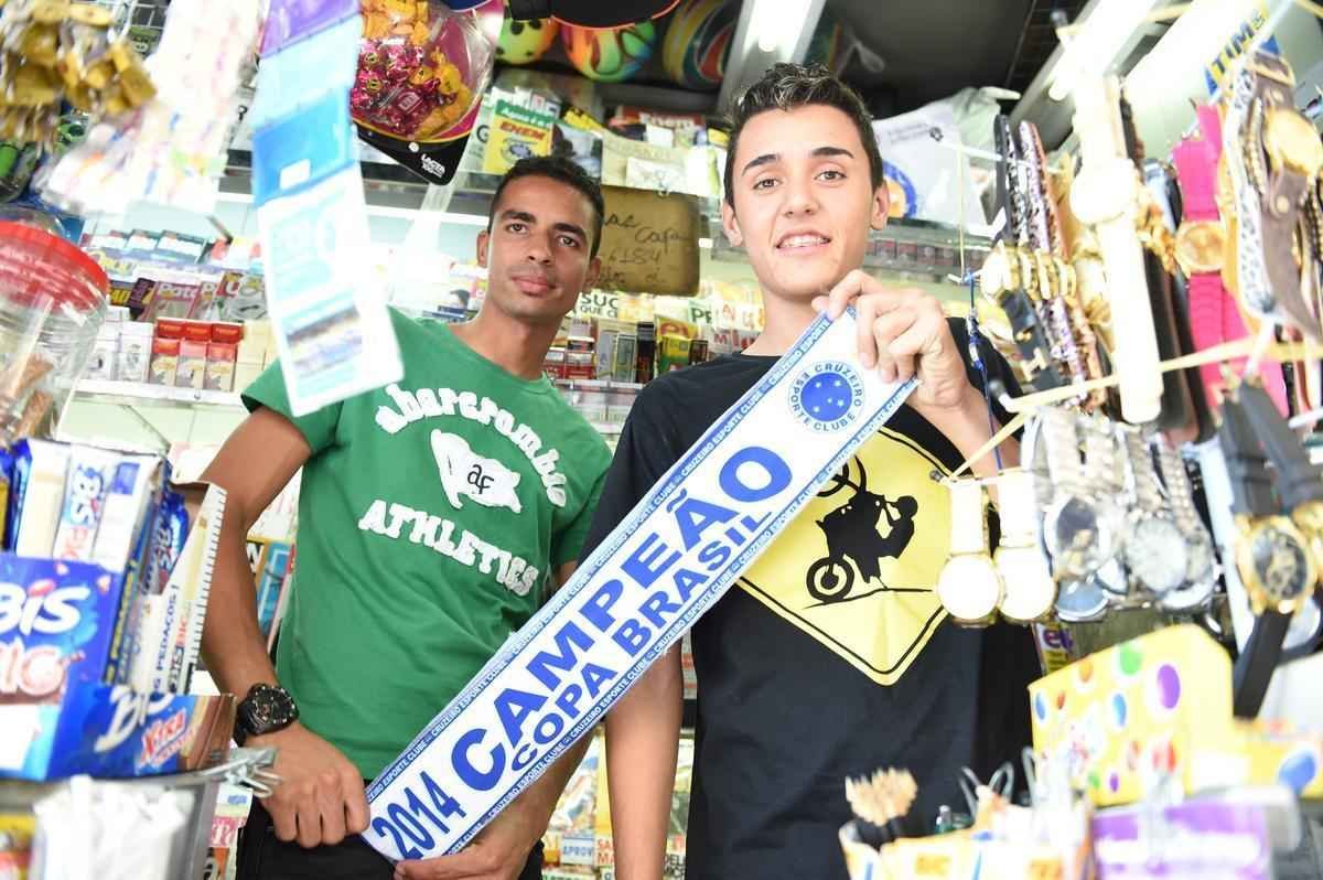 Tanto atleticanos quanto cruzeirenses j foram em buscas das tradicionais faixas de campeo