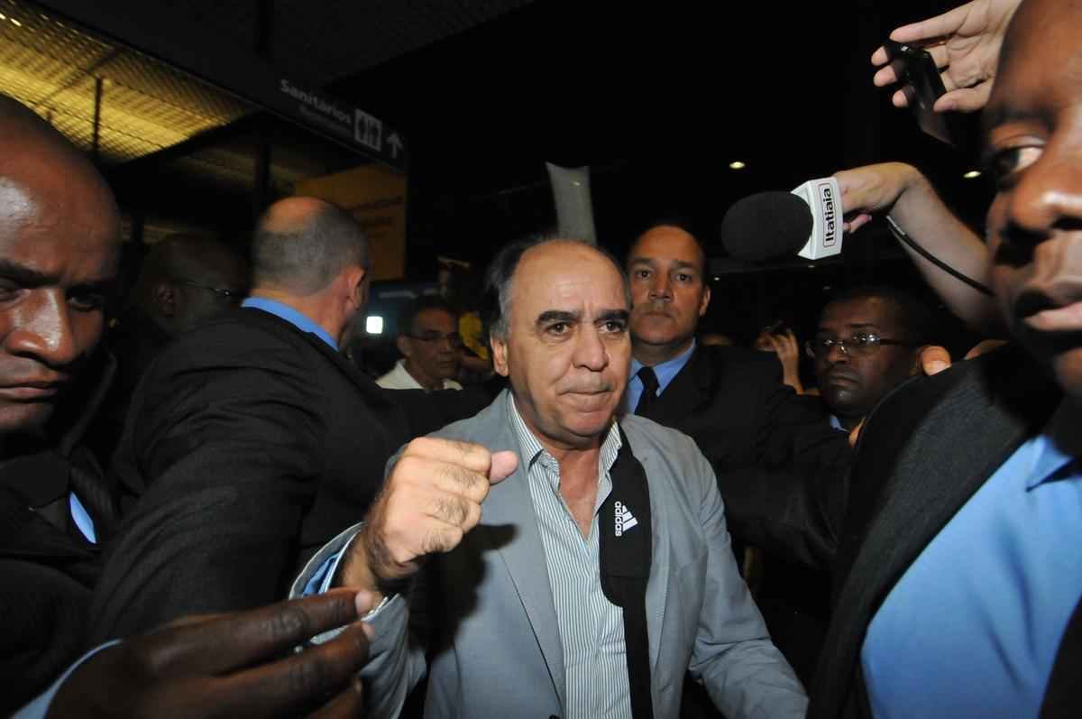 Cerca de 400 cruzeirenses, segundo estimativa da PM, compareceram ao Aeroporto de Confins