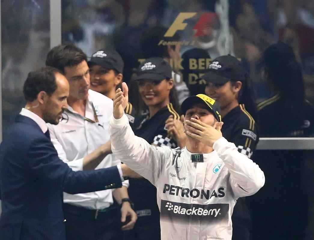 Hamilton fatura bicampeonato na F1