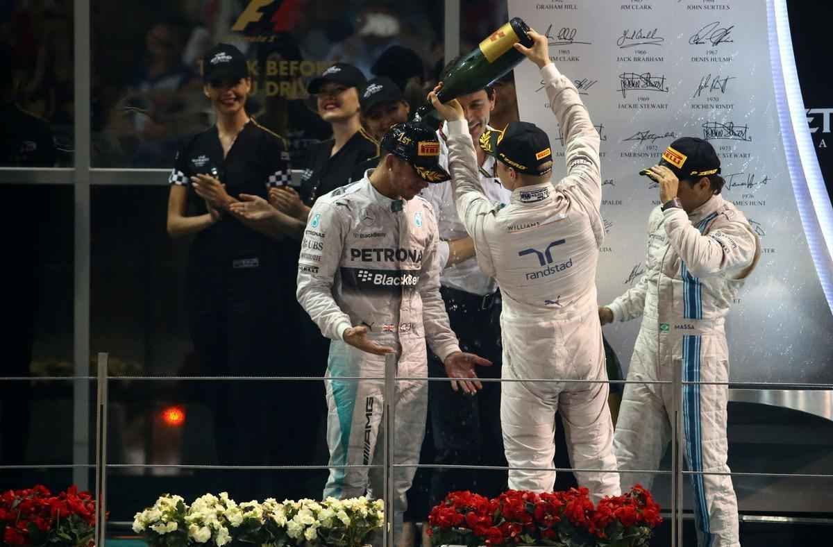 Hamilton fatura bicampeonato na F1