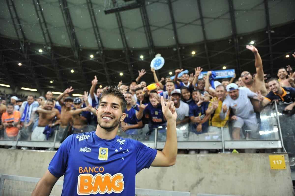 Imagens da comemorao do tetracampeonato cruzeirense no Mineiro