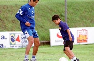 Em 2003, j aos 9 anos, Marcelinho seguia frequentando a Toca II
