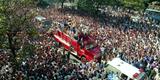 Torcida cruzeirense invadiu as ruas de BH para comemorar o bi da Copa do Brasil