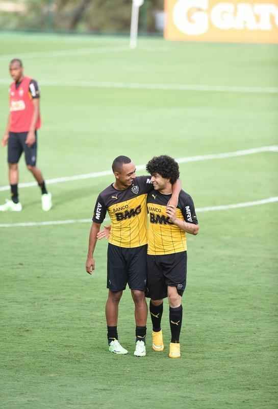 Levir Culpi ganhou opes para a deciso da Copa do Brasil desta quarta-feira, contra o Cruzeiro. Rver, Guilherme e Maicosuel reforam o Atltico no Mineiro, aps deixarem o departamento mdico.