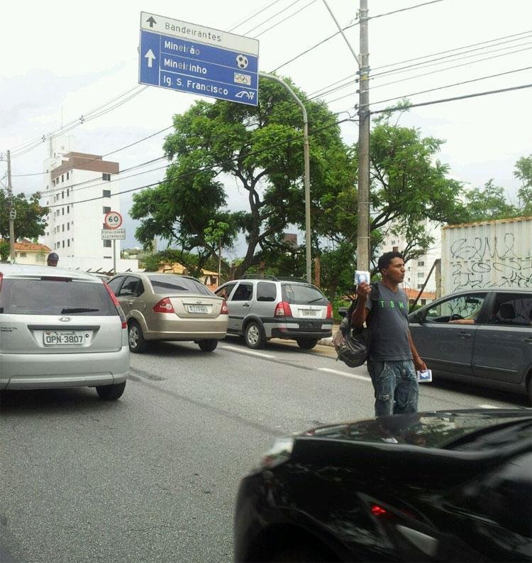 Trnsito para o estdio no fim da tarde desta quarta-feira