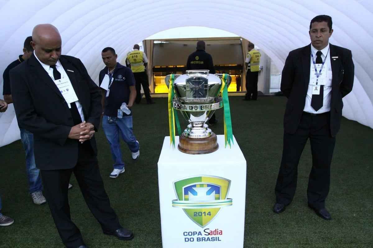 Copa do Brasil define o campeo da sua 25 edio nesta quarta-feira, em Belo Horizonte
