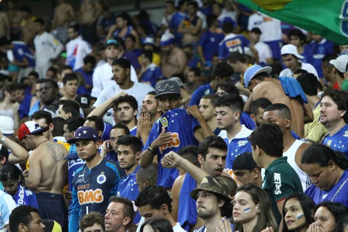 Fotos da torcida do Cruzeiro na deciso contra o Atltico