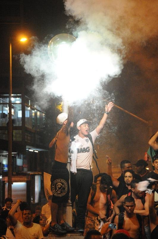 Atleticanos invadem Praa Sete, no Centro de Belo Horizonte, e comemoram ttulo indito da Copa do Brasil