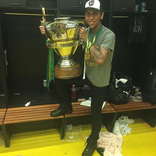 Jogadores comemoram ttulo nas redes sociais - Revelao alvinegra, Marcos Rocha comemora mais uma vez pelo Galo