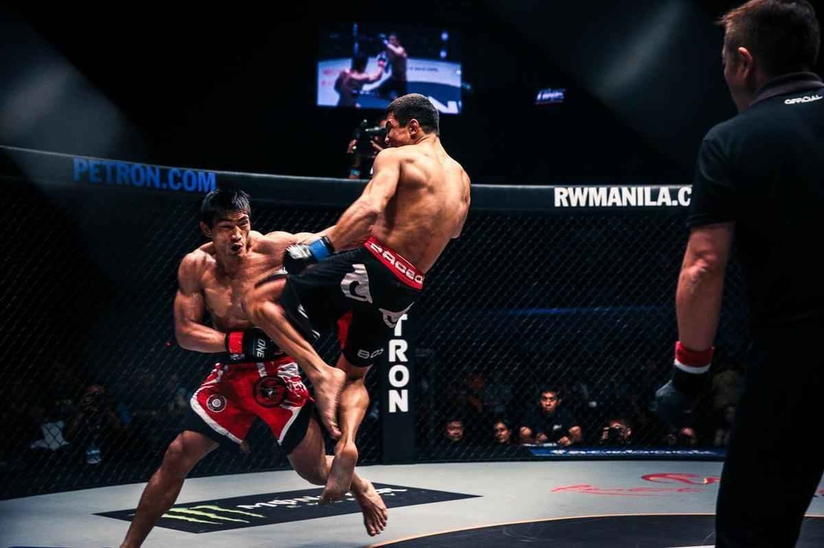Imagens do ONE FC 23, nas Filipinas - Timofey Nastyukhin venceu Eduard Folayang por nocaute com 3m11s do primeiro round