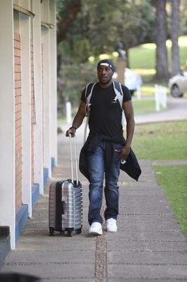 Manoel defendia o Atlético-PR antes de chegar à Toca da Raposa. O zagueiro é a quarta contratação mais cara da história do Cruzeiro, com custo de R$ 7,5 milhões