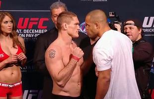 Imagens da pesagem do UFC 181, em Las Vegas - Todd Duffee x Anthony Hamilton