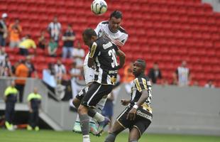 Equipes empataram sem gols em jogo disputado no estdio Man Garrincha, em Braslia