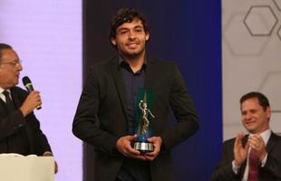 Fotos da premiao dos melhores do Brasileiro 2014 - Meia - Ricardo Goulart (Cruzeiro)
