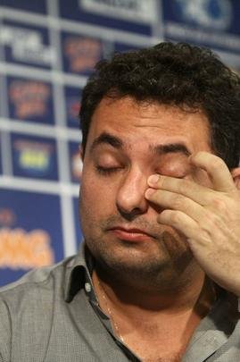 Emocionado na entrevista coletiva, Mattos anunciou sada do Cruzeiro; Palmeiras deve ser destino