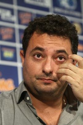 Emocionado na entrevista coletiva, Mattos anunciou sada do Cruzeiro; Palmeiras deve ser destino