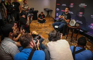 Werdum divulga primeiro UFC em Porto Alegre - Werdum recebeu a imprensa