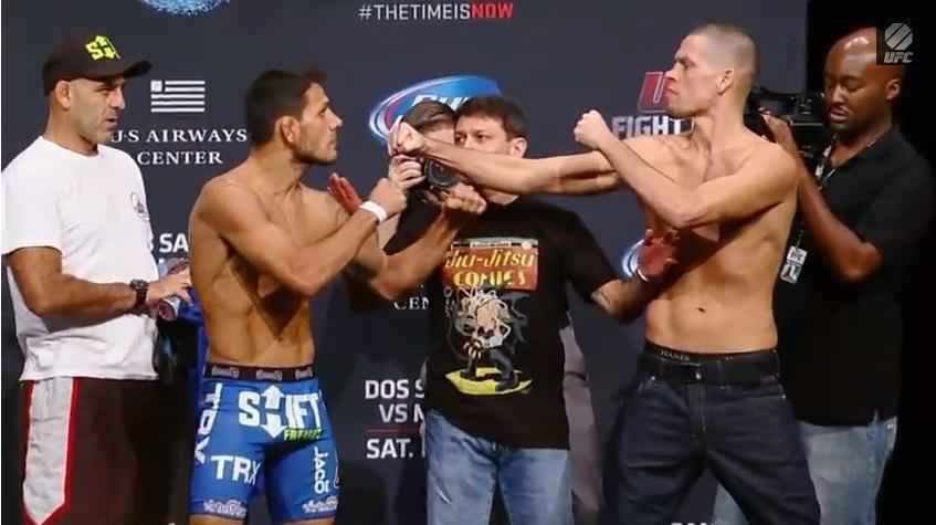 Imagens da pesagem do UFC on FOX 13 - Peso-leve (at 70,8kg): Rafael dos Anjos (70,8kg) x Nate Diaz (72,9kg), que no bateu o peso