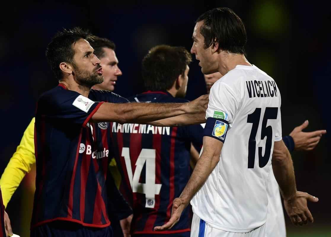 Imagens do jogo entre San Lorenzo e Auckland City, pelo Mundial de Clubes